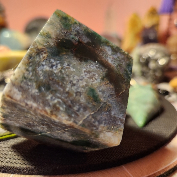 Moss Agate Cube - Picture 7 of 9
